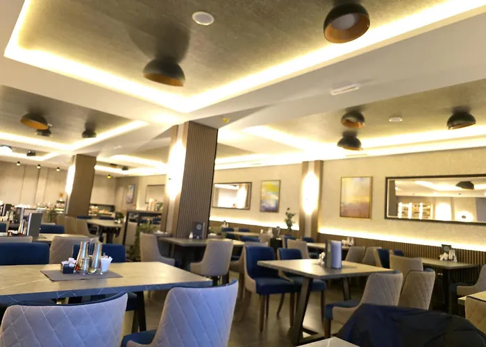 Lyra Prestige Hill *