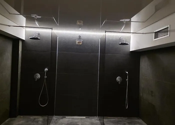 Lyra Prestige Hill *